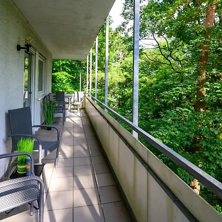 Moderne / Monteurswohnung Mit 8 Betten In Appartement *