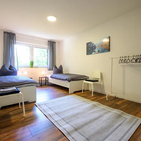 Moderne / Monteurswohnung Mit 8 Betten In Appartement Marburg